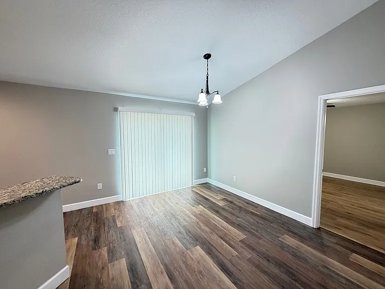 16513 SW 22nd Terrace Rd — Photo 3