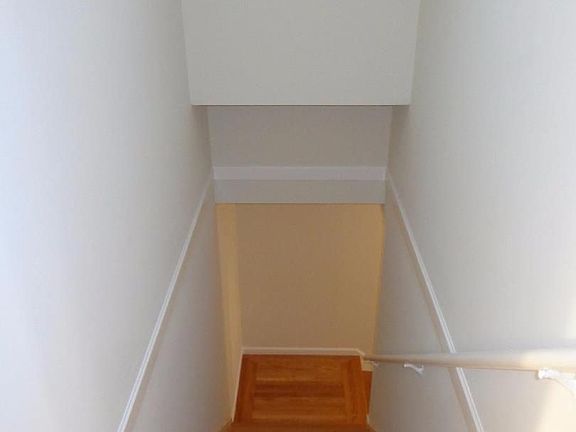 5th image of 456 Princeton St
