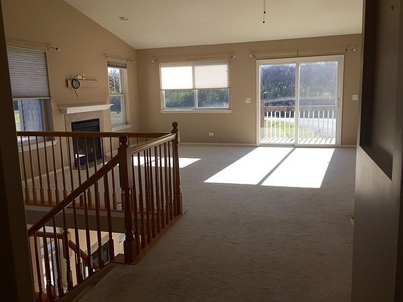 3rd image of 7117 Mulligan Ct