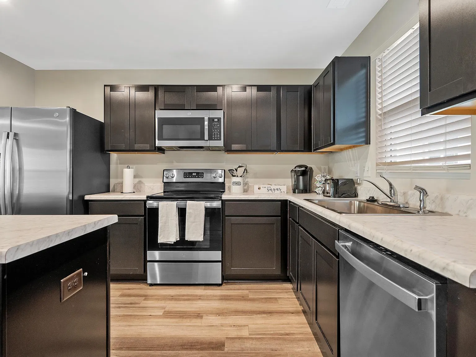 3002 Soft Breeze Dr — Photo 4