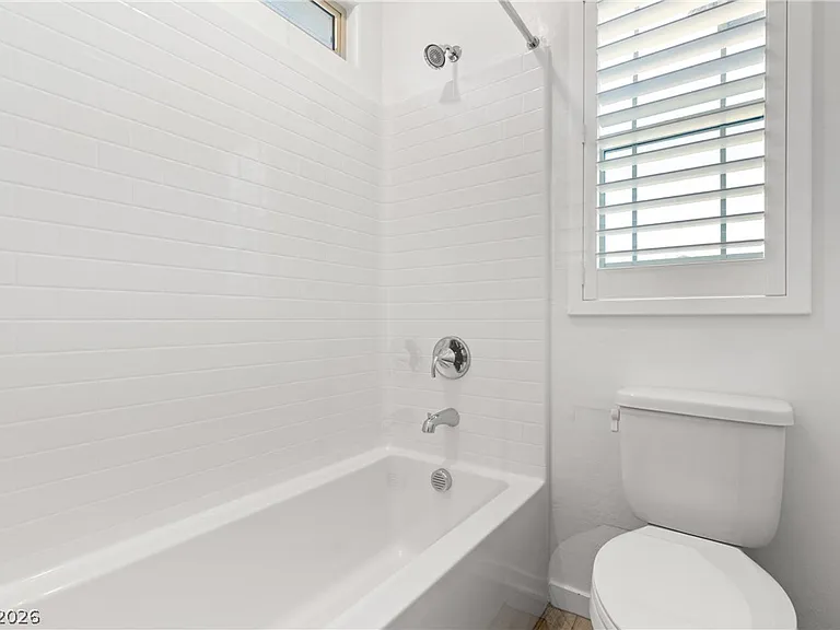 12349 Harbor Isle Ave — Photo 16