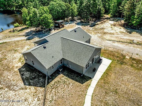 3rd image of 137 Manley Road