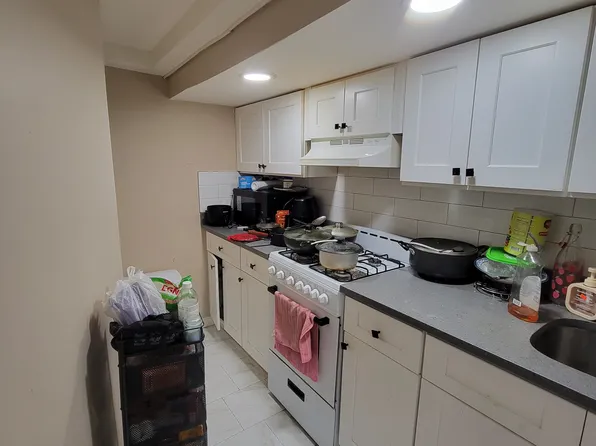 (undisclosed Address), Bronx, NY 10465