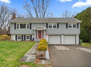 33 Smith St, East Hampton, CT 06424