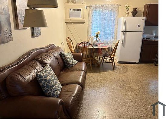 2nd image of 16 S Ocean Breeze St #2