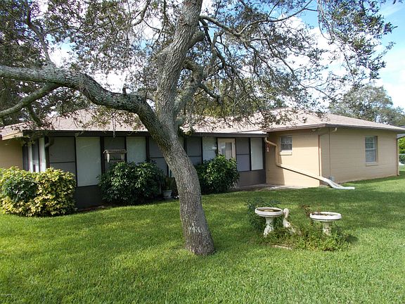 4th image of 1097 Wexford Way