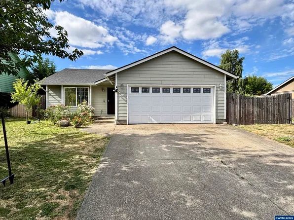 4223 Donalyn St NE, Salem, OR 97301