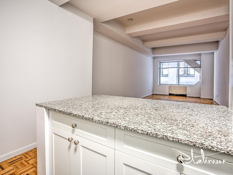 1st image of 45 Wall St APT 1120