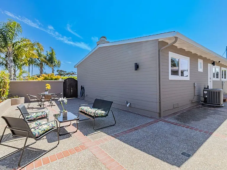 1855 Maxine Ave — Photo 7