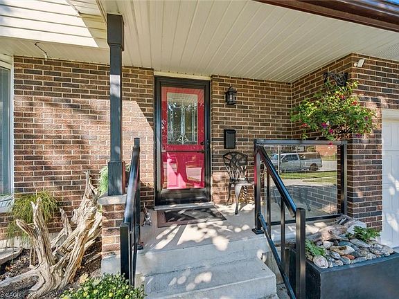 5th image of 12 Westbury Cres