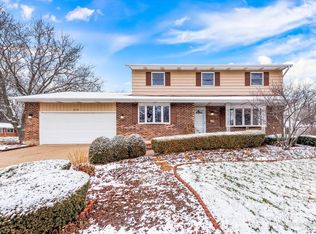 1870 Kevin Ave, Elgin, IL 60123