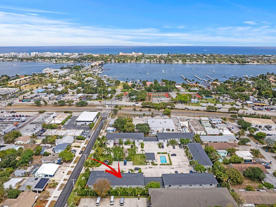 1st image of 328 W Pine Street #22