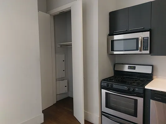 Rented by Fiddler Realty | media 2