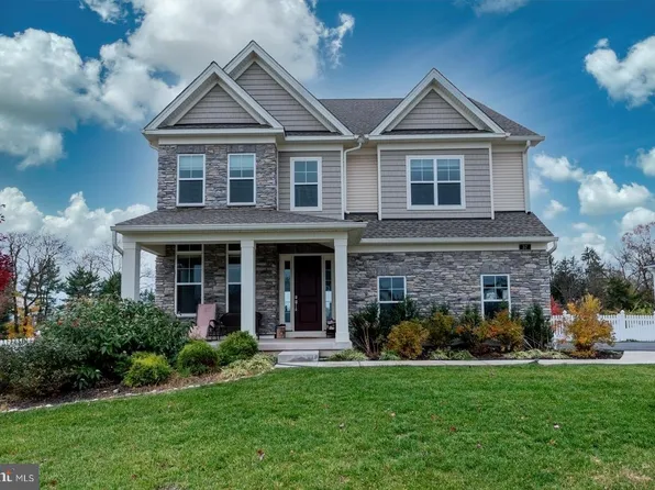 37 Boiler Ct, Phoenixville, PA 19460