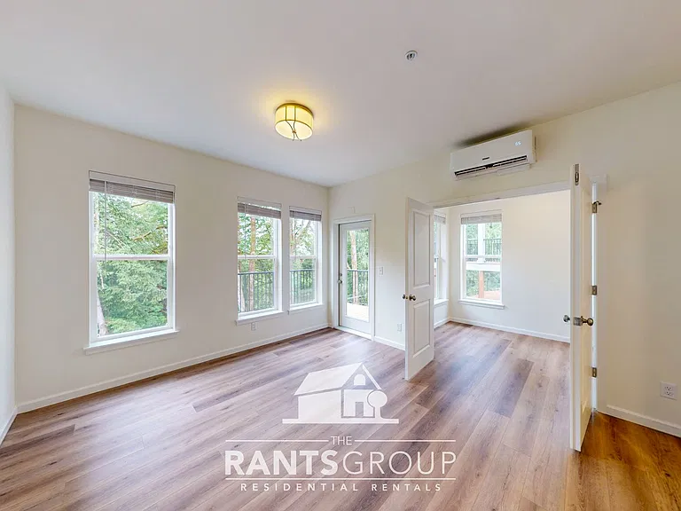 Forest Park Townhomes — Photo 27