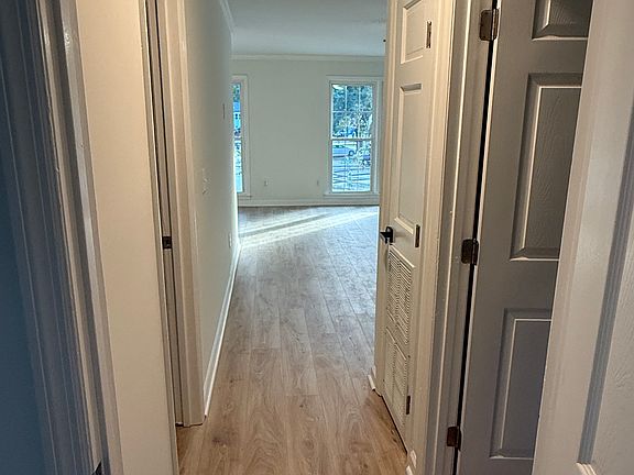 5th image of 918 Sea Gull Dr #D