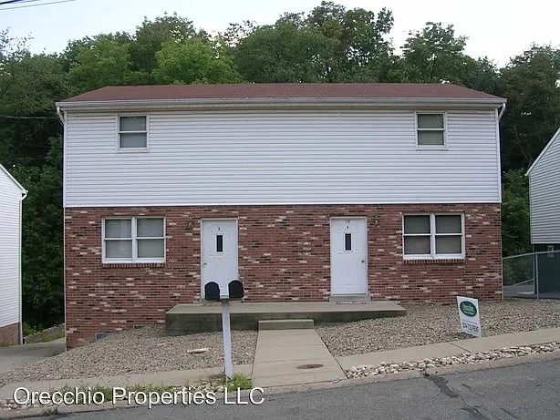 122 Karen Way photo 1