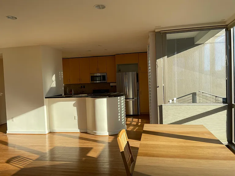 255 Berry St #601 — Photo 9