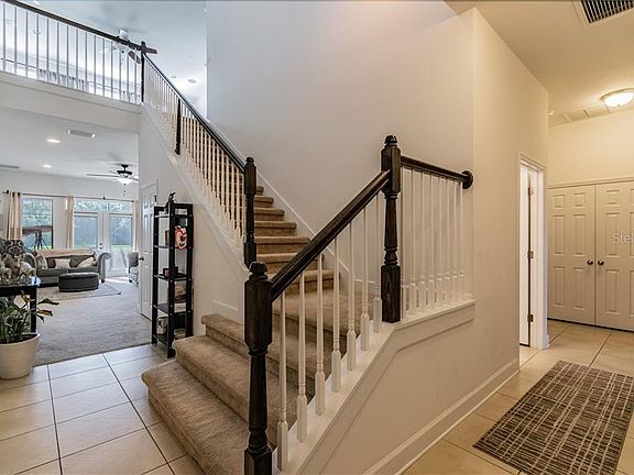 3rd image of 11804 Cross Vine Dr