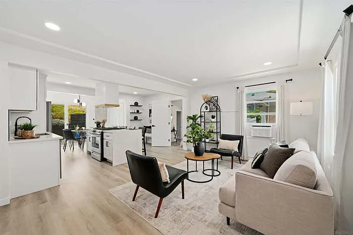 3 bed, 1200 sqft, $3,100 — Photo 3