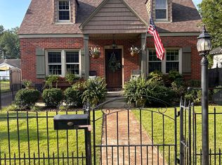 1006 6th St, Tuscumbia, AL 35674