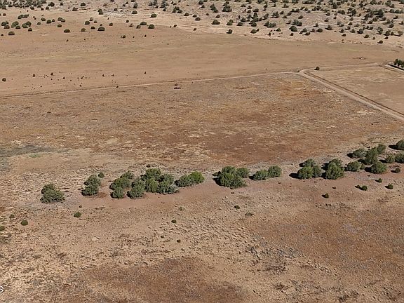 3rd image of 0 N Antelope Rd