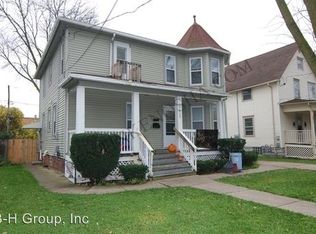 6605 22nd Ave, Kenosha, WI 53143