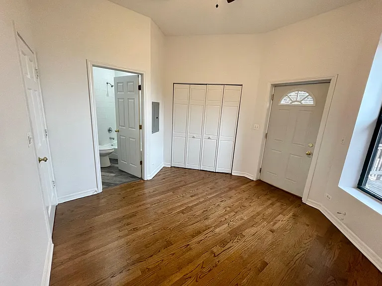 2166 W Bowler St #2 — Photo 9