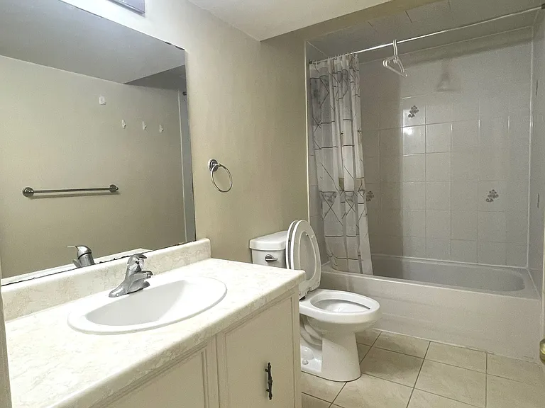 23 Vickers Rd #2-1 — Photo 12