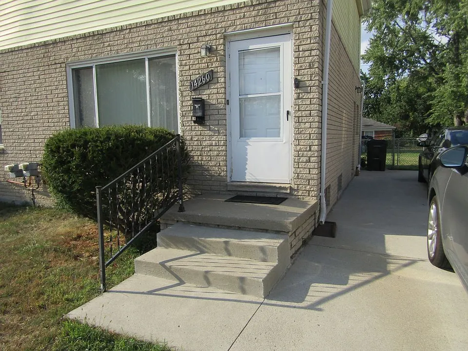 14260 W Nine Mile Rd