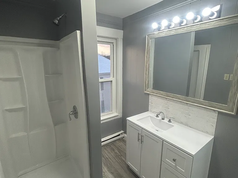 391 Unity Ave #2 — Photo 5