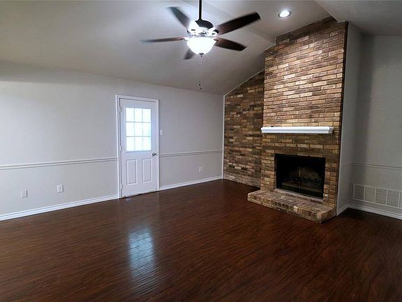 5th image of 3815 Lillie St