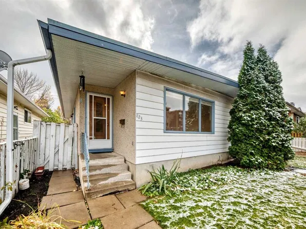 823 N 67th Ave SW, Calgary, AB T2V 0M6
