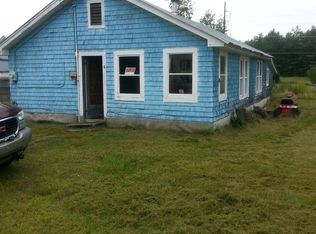 6 Moore St, Moscow, ME 04920