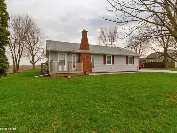 4038 E 9000n Rd, Manteno, IL 60950