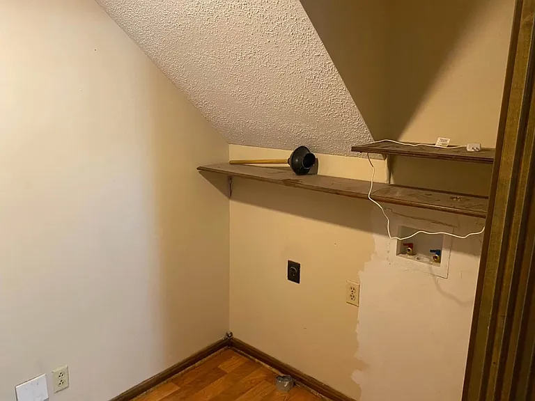 923 Stapp Dr #TOWNHOUSE — Photo 6