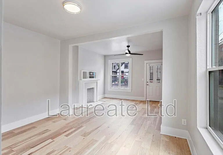 716 E 1st Ave — Photo 4