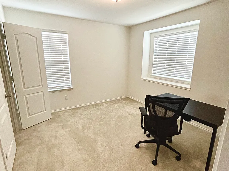 2014 Ebony Dove St #1 — Photo 19