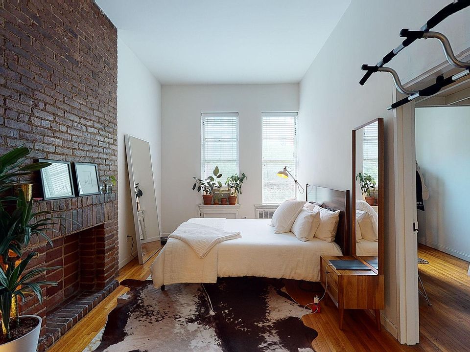 1st image of 68 W 82nd St APT 2A