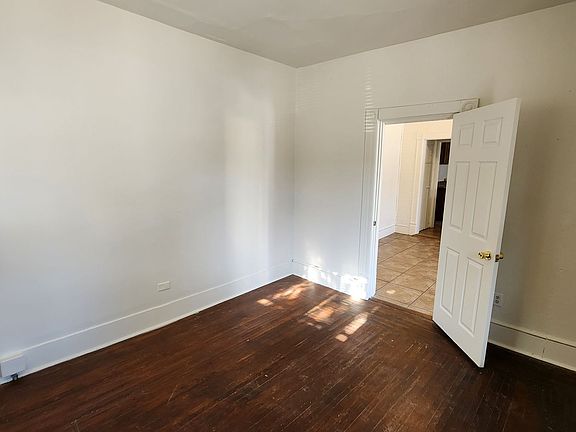 2nd image of 611 Wall St #615