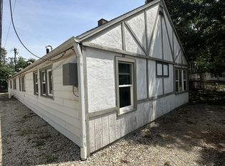 1512 W Healey St, Champaign, IL 61821