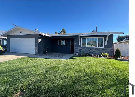 608 E Pillsbury St — Photo 1