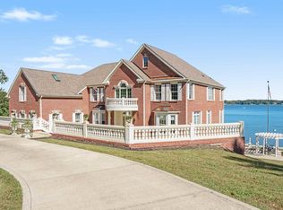 7740 N Lakeview Dr, Unionville, IN