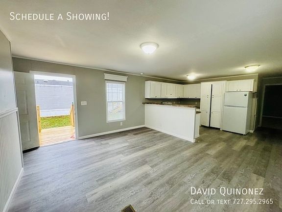 4th image of 701 W Mill St Lot 106
