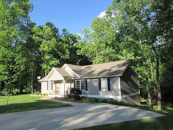 2nd image of 670 Hickory Ln