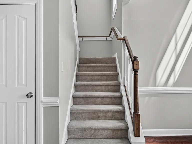 217 Stagecoach Dr — Photo 18