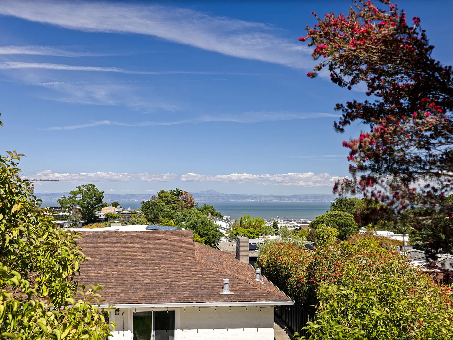 1857 Hunt Dr — Photo 3