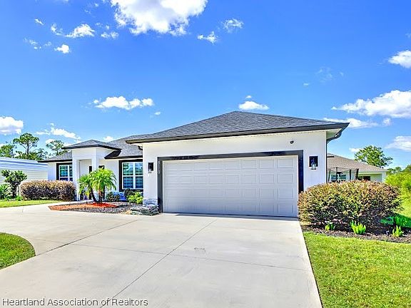 4th image of 5110 Pebble Beach Dr