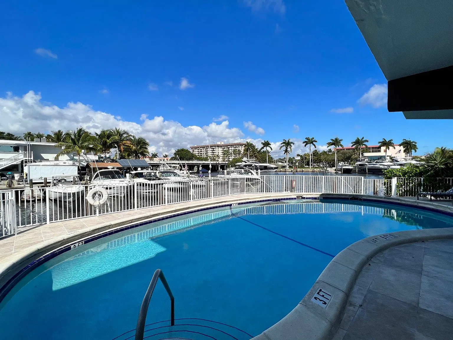 Pompano Harbor Apartments — Photo 4