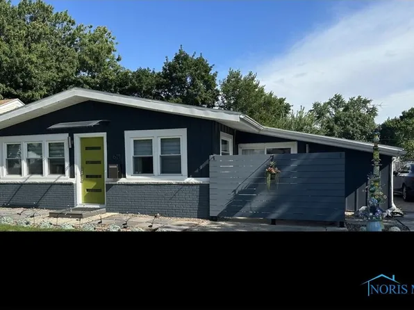 621 Northfield Dr, Maumee, OH 43537